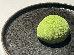 燕窝酥皮包-荣轩(新荣记环球金融中心店)
