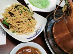 -超越炭火牛蛙火锅鸡(河东店)