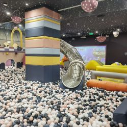 -MELAND CLUB亲子乐园·派对·餐厅(北京芳圆里ID MALL店)
