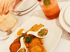 -Thai Pothong Restaurant