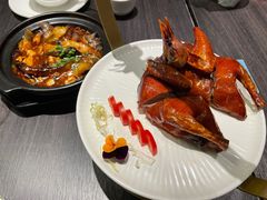 脆皮乳鸽-鹊玥·粤菜小馆(汇智国际商业中心店)