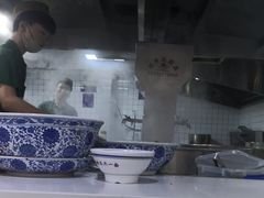 -京穆兰兰州牛肉面·清真(盛龙广场店)