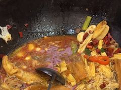 -曹丞相·地锅鸡·地锅鱼(武林店)