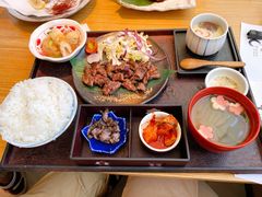 岩烧雪花牛肉定食-味太助·银饭食堂(中华城店)