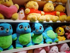-名创优品(北京新中关购物中心地铁层店)