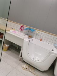 -Pony Baby宝尼婴幼儿游泳SPA馆