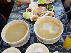 -桥香园云南过桥米线(金马碧鸡店)