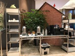 -筠咖啡西餐厅(上海国展宝龙丽筠酒店)