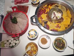 -大龙燚火锅(天安云谷店)