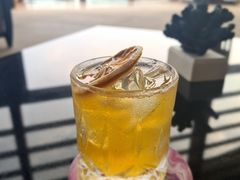 -亚龙湾喜来登·美景台大堂吧