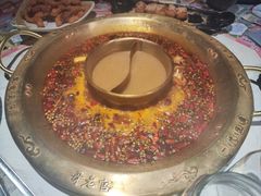 -哥老官重庆美蛙鱼头(西湖银泰十一哥店)