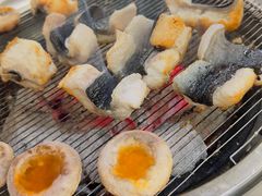 -围炉肉舍•炭烤活鳗•丹东海鲜烤肉(步行街店)