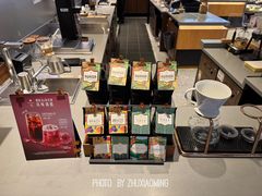 -星巴克臻选(金桥国际店)