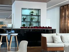 -宁波宝信宝马4S店(江北日湖店)