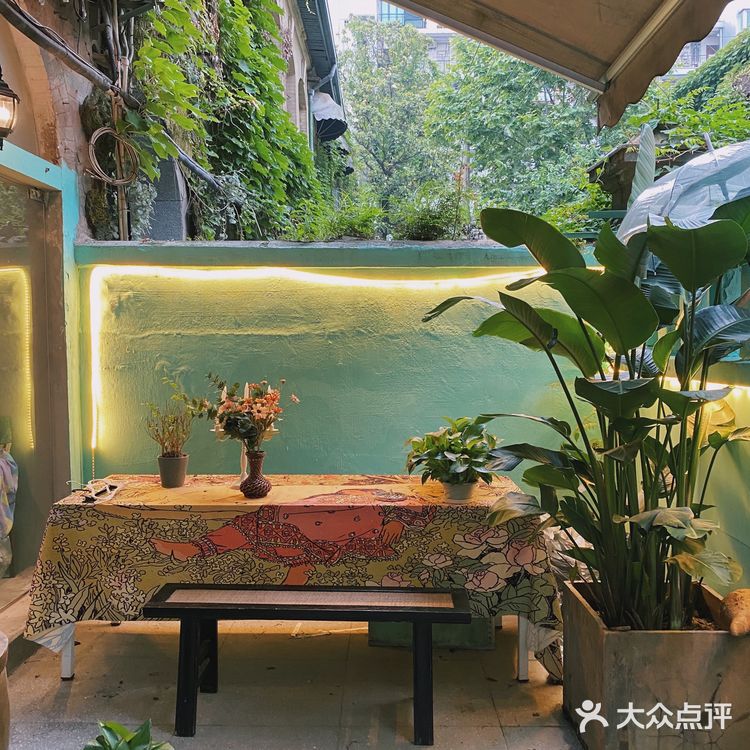 🕰Vintage探店|据说是武汉旗袍最多的古着店🏮