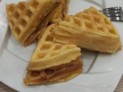 -佰搭果·广式茶餐厅(西华路店)