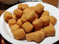 招牌八味豆腐-肥仔文澳门猪骨煲(南京西路店)