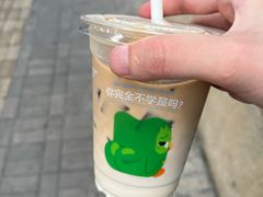 -瑞幸咖啡(巴黎春天陕西路店)