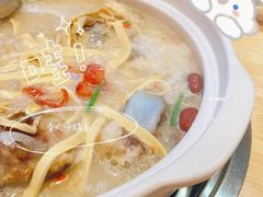 筒骨砂锅-骨捞专家·金华砂锅(西田城购物中心店)