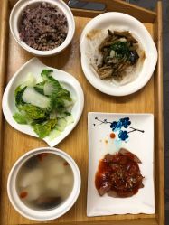 -卓玥国际月子会所(罗山路店)