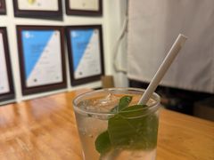 -无牌咖啡&酒馆