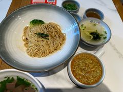 -馋三尺蟹粉小笼(人民广场店)