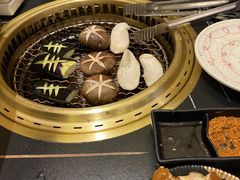 -極屋鮨牛 · 烧肉酒场(时代C馆店)