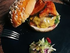 -HIGH FIVE哈福手工汉堡(桂林路店)