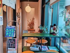 -luutosa  cafe & tea 鹿兔山
