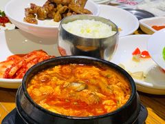 辣牛肉汤-紫霞门韩国料理烤肉(深南东路店)