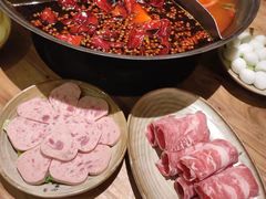 梅林午餐肉-白乐天毛肚火锅馆(解放碑店)
