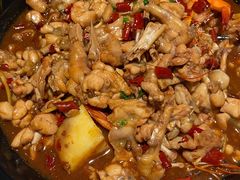 -胖哥俩肉蟹煲(长沙高铁吾悦广场店)