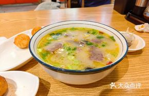 Classic Old-Style Lamb Noodle Stew