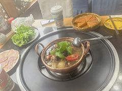 -银同牦牛肉火锅