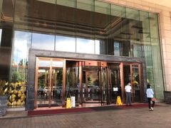 -中山利和希尔顿酒店