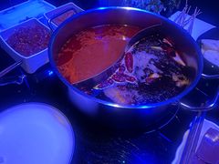 -唯爱KTV聚会餐厅(仙林东城汇店)
