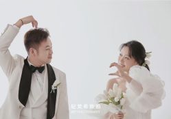 -纪梵希旅拍婚纱摄影(大连总店)