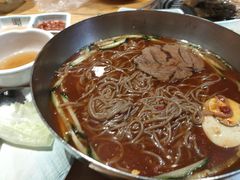 -唯成•韩国炭火烤肉 유성고기