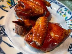 脆皮乳鸽-新荣记(西溪湿地店)