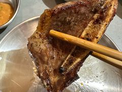 -围炉肉舍丹东海鲜烤肉·烤活鳗(步行街店)