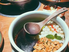 -吃饭皇帝大(长宁龙之梦店)