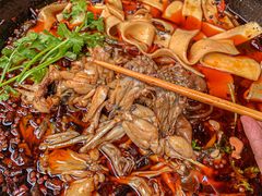 -鸿顺老铁锅美蛙鱼府(解放碑店)