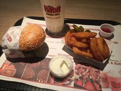 -The Habit Burger Grill 哈比特汉堡(复兴soho店)
