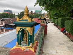 -ခြောက်ထပ်ကြီးရွှေသာလျောင်းဘုရားကြီး