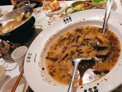 -渔语鱼新川菜Bistro(万象天地店)
