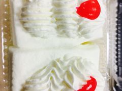 -红宝石·鲜奶小方·海派西点房(南丹店)