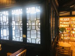 -猫的天空之城概念书店(杭州南宋御街店)