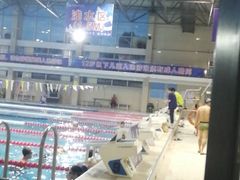 -奥冠体育华师附中恒温游泳馆