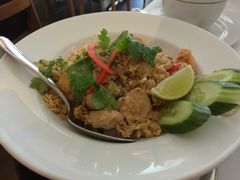 -Thai Pothong Restaurant