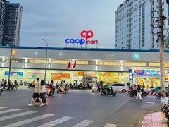 -Co.opmart (Cong Quynh)